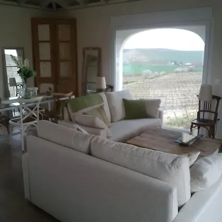 בית נופש Vina Santa Petronila Torre *